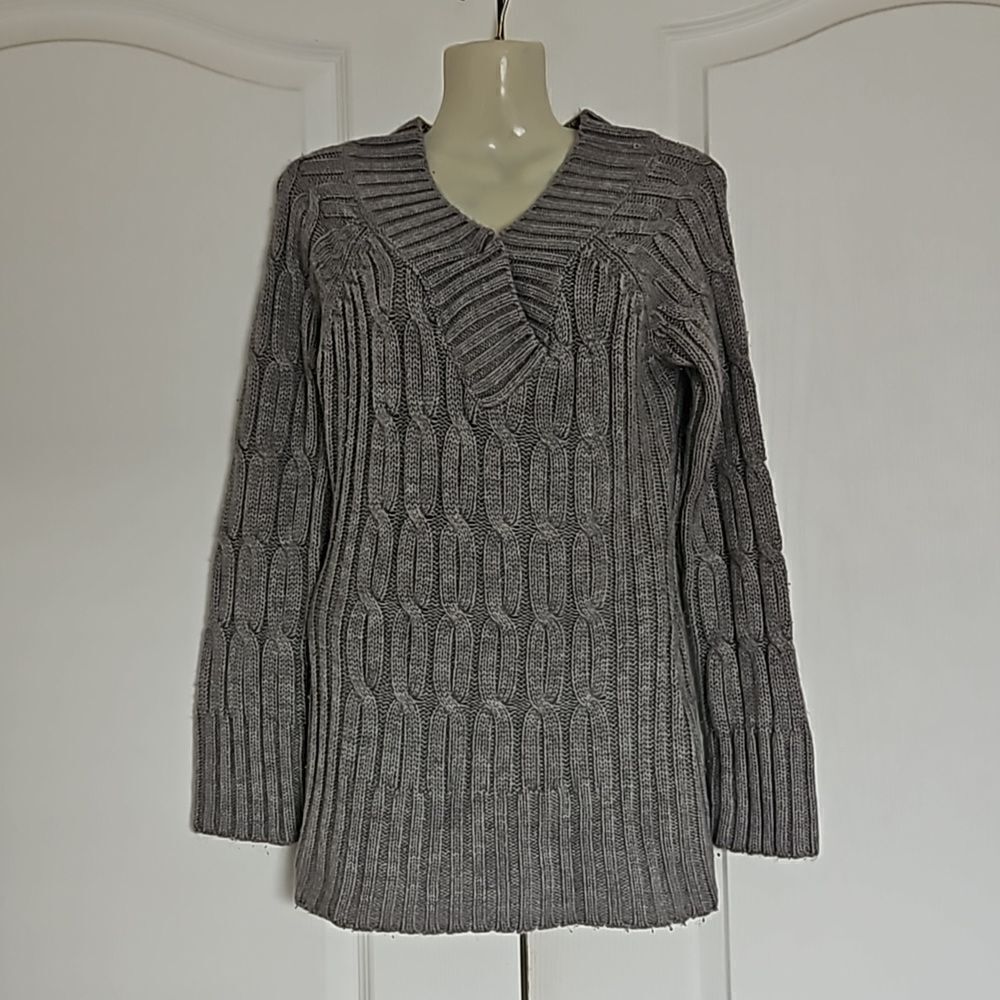 Seductions Knitted Long Sleeves Sweater Medium Gray